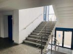 Treppenhaus - Moderne Büros zu vermieten in Bitterfeld-Wolfen – Ideal für Unternehmen